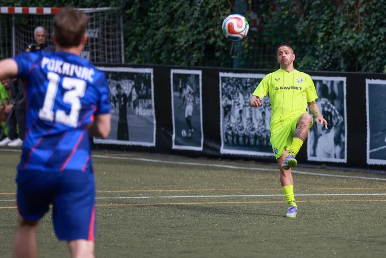 Niko Kranjčar, Mandžukić i druge legende zaigrale u čast Nikole Pokrivača. Pogledajte tko se sve pojavio