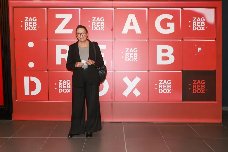 Opu&scaron;teni, elegantni i modno usklađeni: Pogledajte kako su Milanovići zablistali na ZagrebDoxu