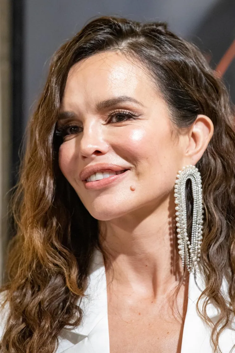 Tko bi rekao da puni 54 godine? Pogledajte kako je Severina žarila i palila kroz godine