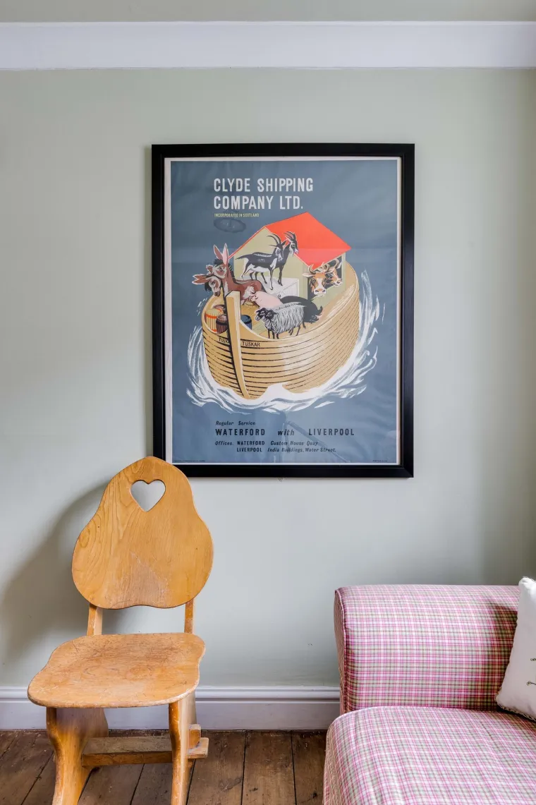 Ova kuća &scaron;iroka je tek dva koraka: Iznutra izgleda kao iz bajke, a cijena joj je paprena