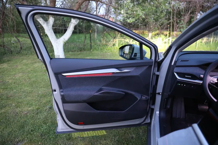 Iz svakog kuta i svaki detalj: Ovako izgleda jedan od najboljih obiteljskih SUV-ova