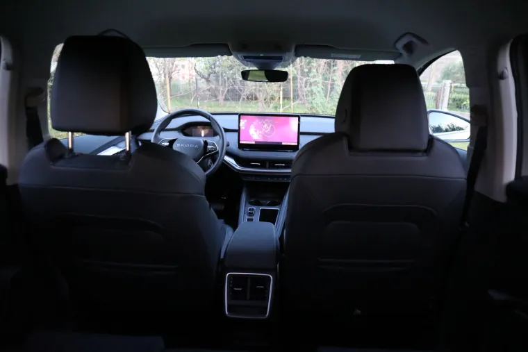 Iz svakog kuta i svaki detalj: Ovako izgleda jedan od najboljih obiteljskih SUV-ova