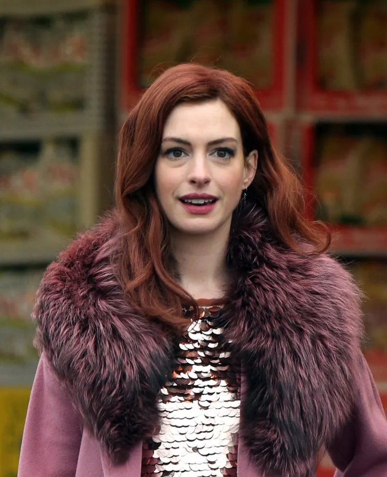 Progla&scaron;ena je najljep&scaron;om ženom svijeta, a kritiziraju je da se posve 'izobličila'