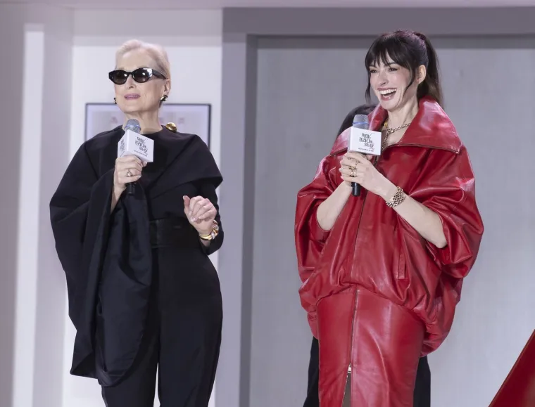 Progla&scaron;ena je najljep&scaron;om ženom svijeta, a kritiziraju je da se posve 'izobličila'