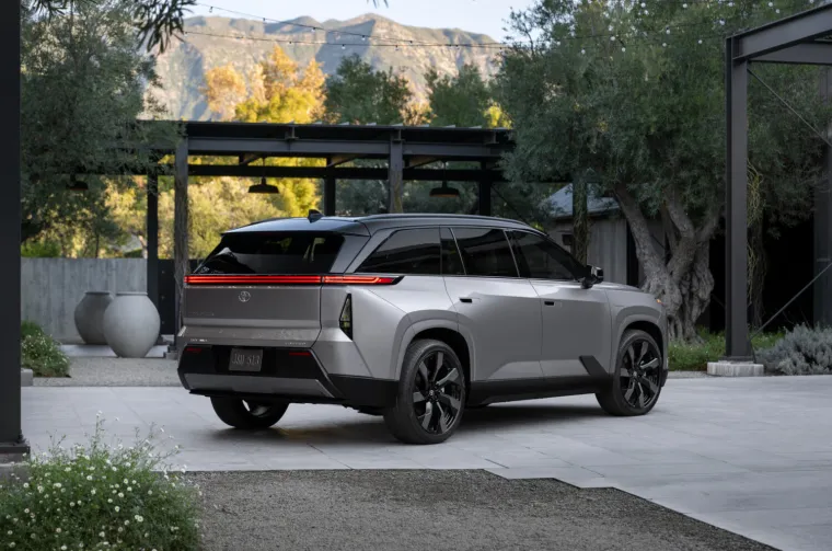 Potpuna transformacija legendarnog SUV-a! Jedno je sigurno - privlačit će poglede