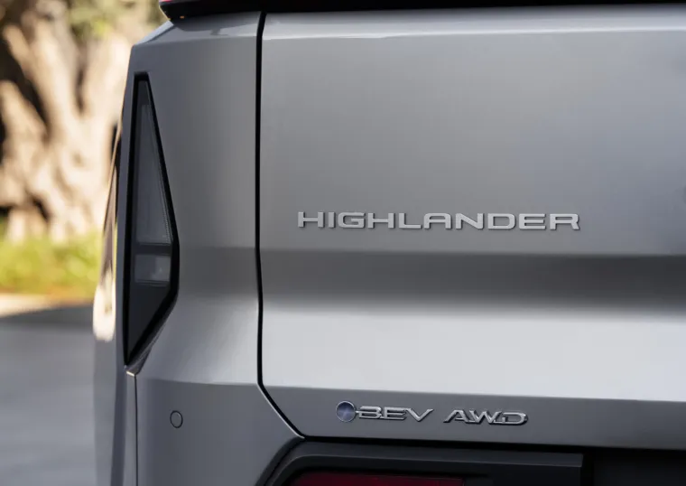 Potpuna transformacija legendarnog SUV-a! Jedno je sigurno - privlačit će poglede