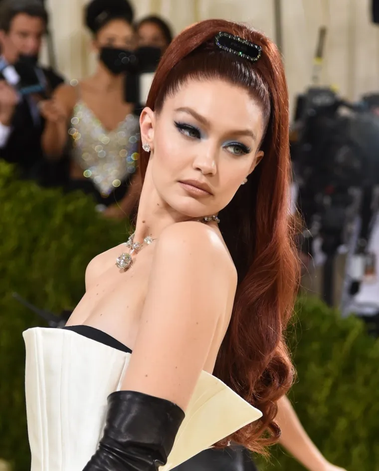 Kažu da ima 'majku iz pakla', ali svejedno je osvojila svijet: Ovo su najbolja izdanja Gigi Hadid