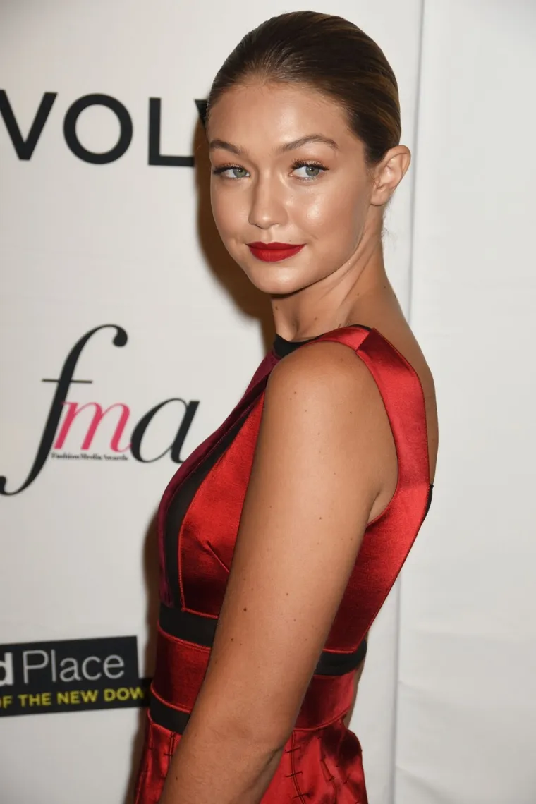 Kažu da ima 'majku iz pakla', ali svejedno je osvojila svijet: Ovo su najbolja izdanja Gigi Hadid