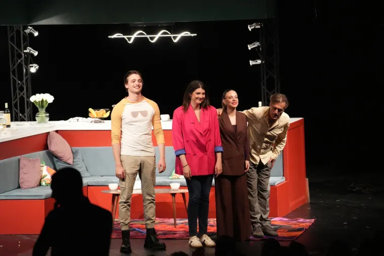 Trifunović briljirao, Bjelogrlićeva djeca ukrala show: Hit predstava okupila brojne poznate