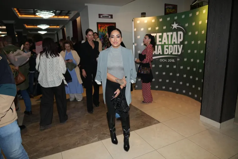 Trifunović briljirao, Bjelogrlićeva djeca ukrala show: Hit predstava okupila brojne poznate