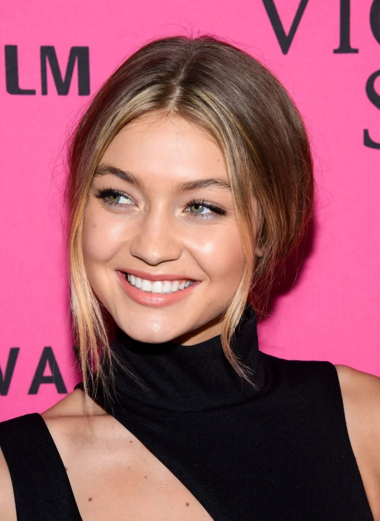 Kažu da ima 'majku iz pakla', ali svejedno je osvojila svijet: Ovo su najbolja izdanja Gigi Hadid