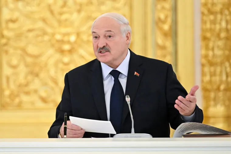 Putinov prijatelj i kontroverzni milijuna&scaron; druži se sa studenticom (22): Kuha li se ne&scaron;to?