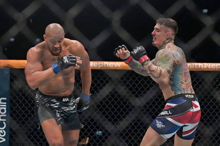 UFC prvak zapalio Split: Aspinall nosio dres Hajduka pa odu&scaron;evio svojom pojavom na Peristilu