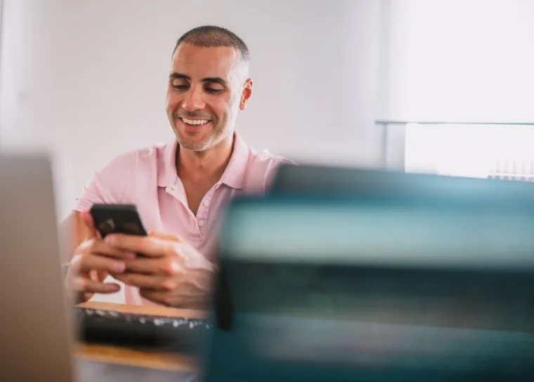 Tu se skrivaju opasnosti: Ove podatke ne smijete dijeliti s umjetnom inteligencijom