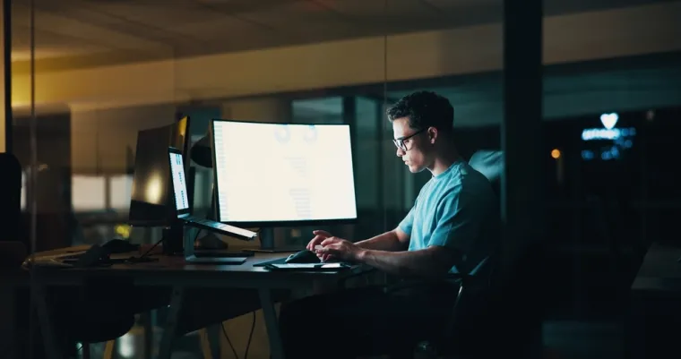 Tu se skrivaju opasnosti: Ove podatke ne smijete dijeliti s umjetnom inteligencijom