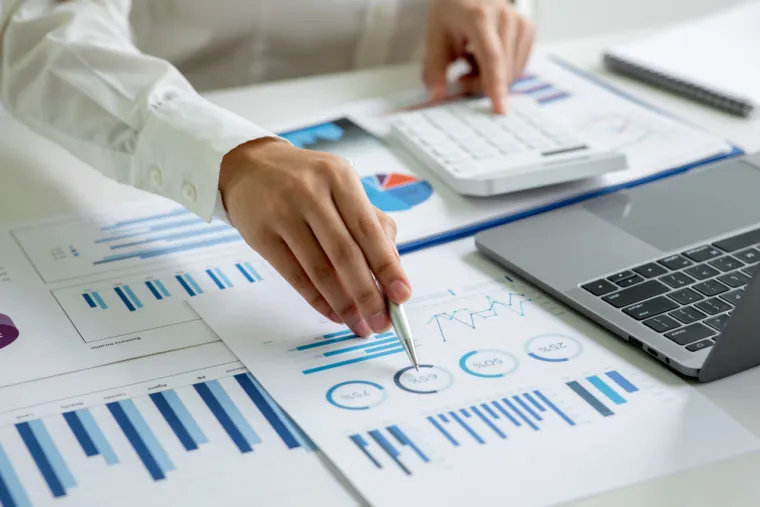 Tu se skrivaju opasnosti: Ove podatke ne smijete dijeliti s umjetnom inteligencijom