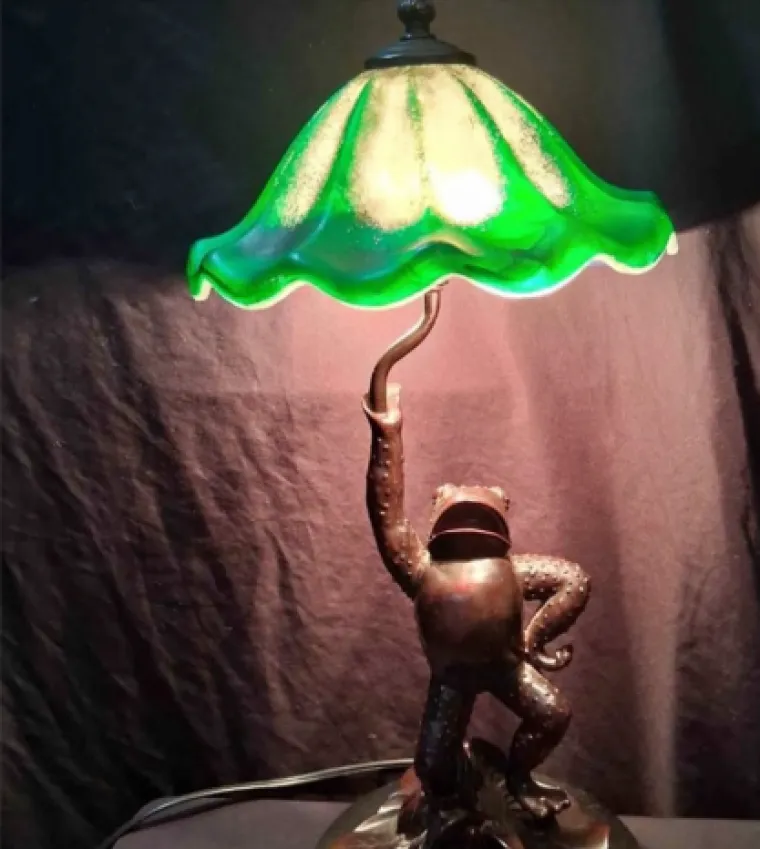 Od hot doga do supružnika: Nevjerojatno &scaron;to su sve ljudi poku&scaron;ali prodati za smije&scaron;ne cijene