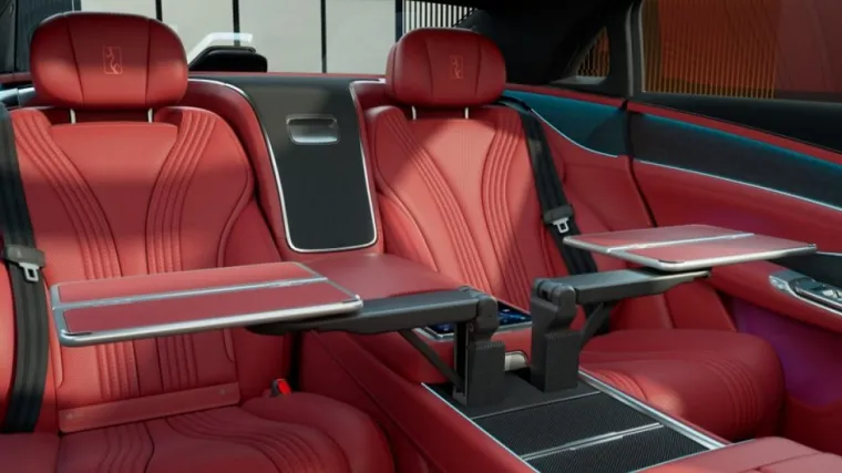 Ovaj automobil je ponizio konkurenciju! Ima 1300 KS, okreće se u mjestu, a pogledajte cijenu