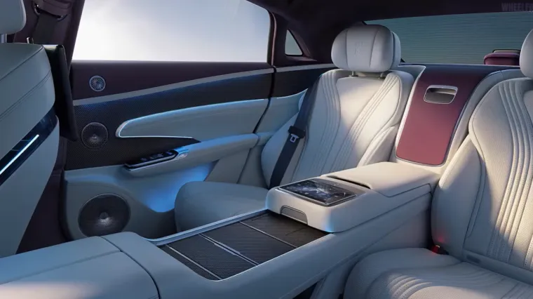 Ovaj automobil je ponizio konkurenciju! Ima 1300 KS, okreće se u mjestu, a pogledajte cijenu