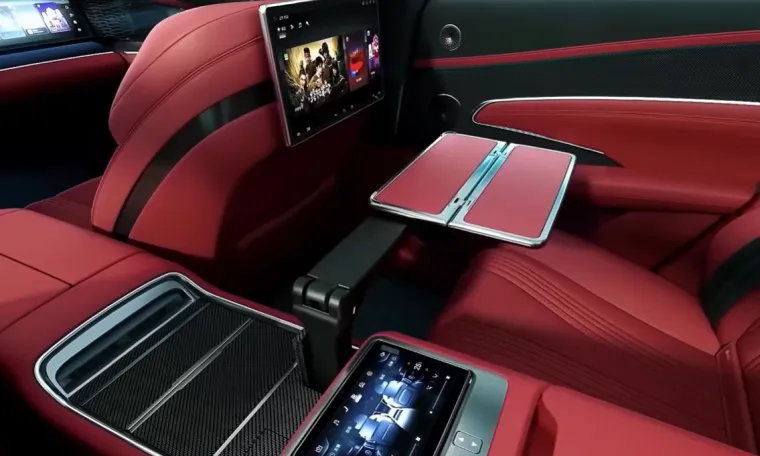 Ovaj automobil je ponizio konkurenciju! Ima 1300 KS, okreće se u mjestu, a pogledajte cijenu