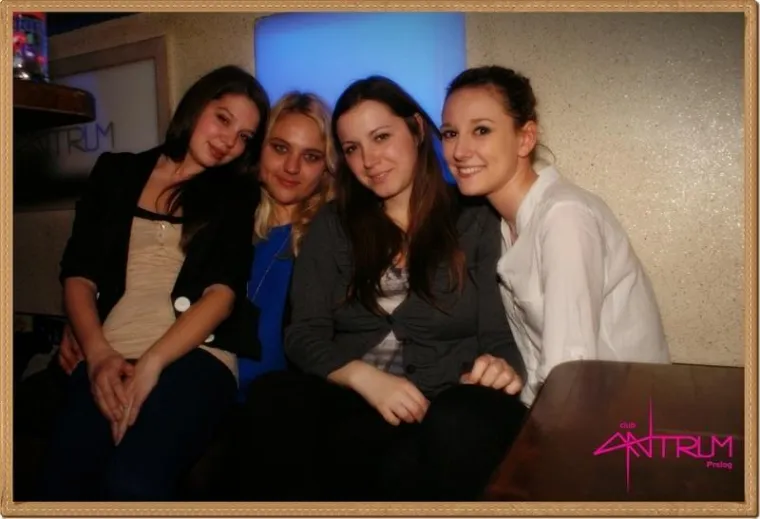 Boce viskija, uske haljine i pun plesni podij: Ovako se fe&scaron;talo na sjeveru Hrvatske prije 13 godina