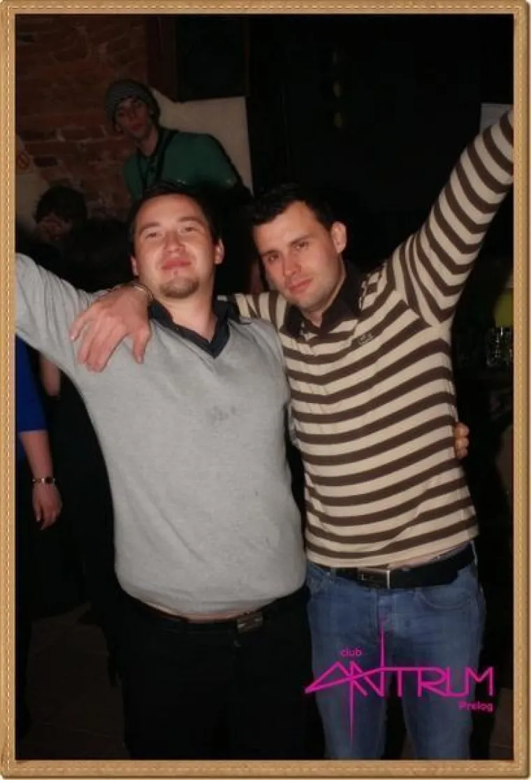 Boce viskija, uske haljine i pun plesni podij: Ovako se fe&scaron;talo na sjeveru Hrvatske prije 13 godina