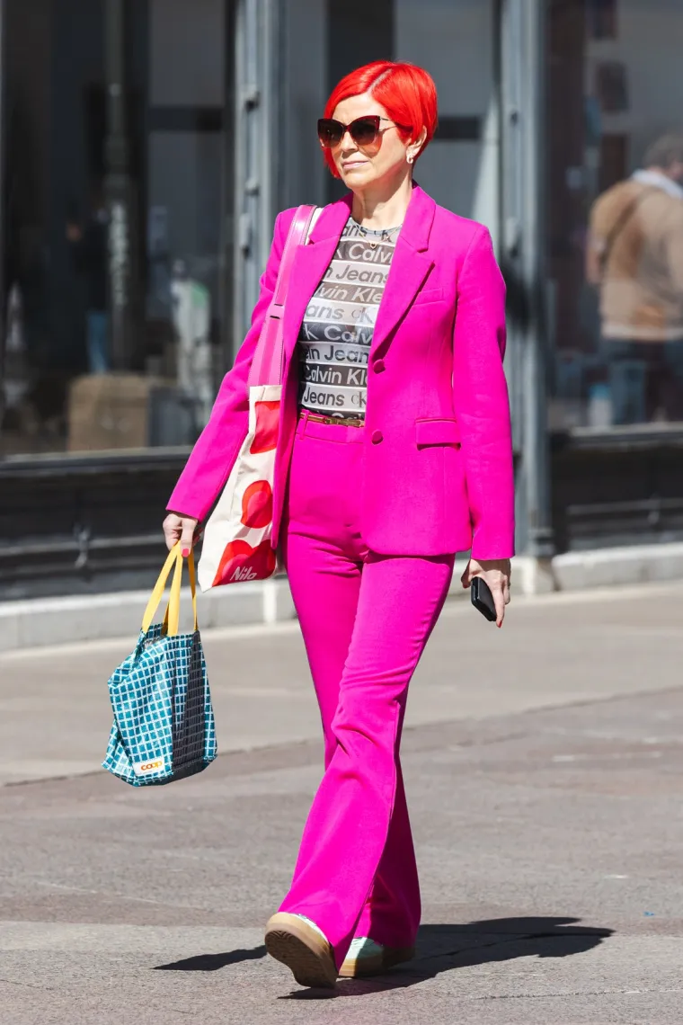 Mini suknje zavladale riječkim Korzom: Vitke noge lijepih dama ukrale sve poglede