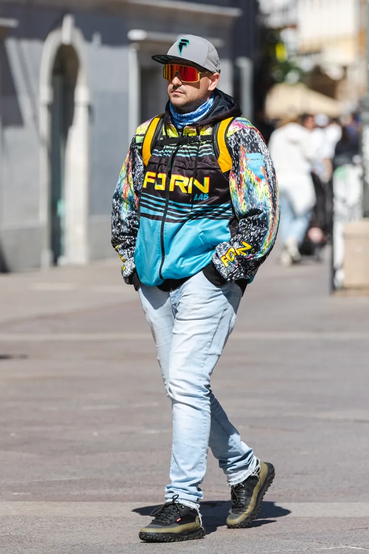 Mini suknje zavladale riječkim Korzom: Vitke noge lijepih dama ukrale sve poglede