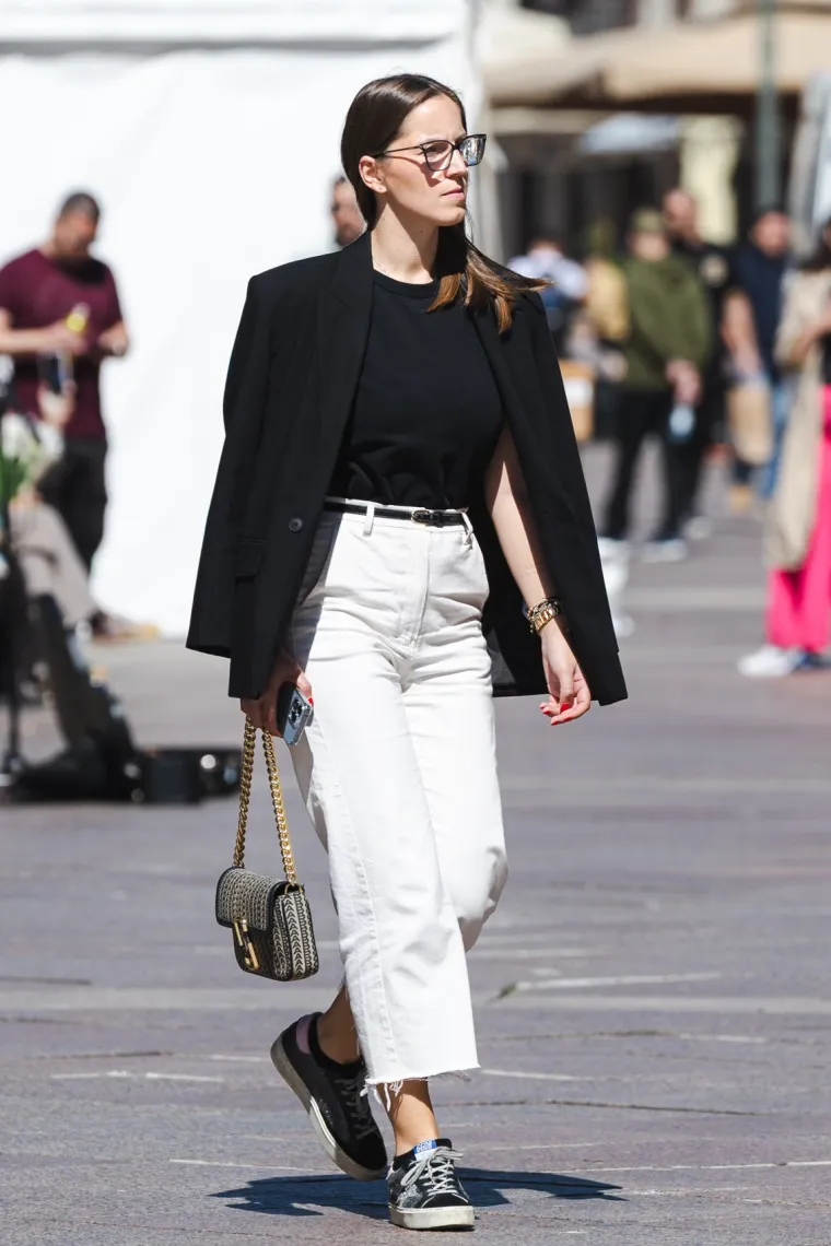 Mini suknje zavladale riječkim Korzom: Vitke noge lijepih dama ukrale sve poglede