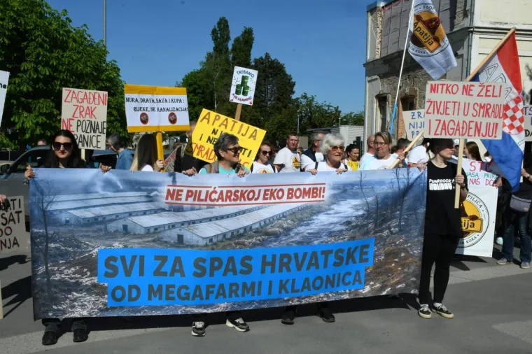 Sisak na nogama, poslane žestoke poruke protiv megafarmi i klaonica: 'Profit njima, smrad nama'