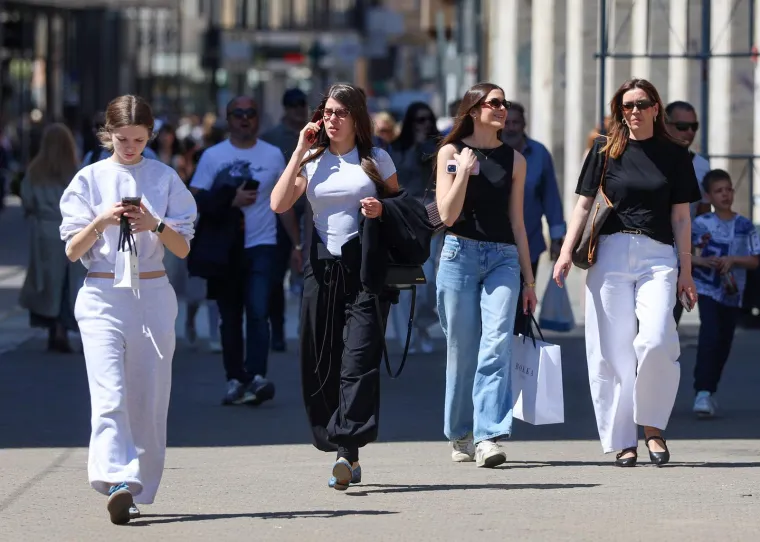 Ljeto nam se vratilo? Ove su ljepotice danas podigle temperaturu u sredi&scaron;tu Zagreba