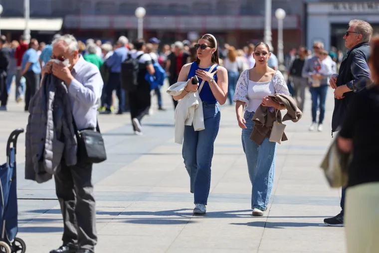 Ljeto nam se vratilo? Ove su ljepotice danas podigle temperaturu u sredi&scaron;tu Zagreba