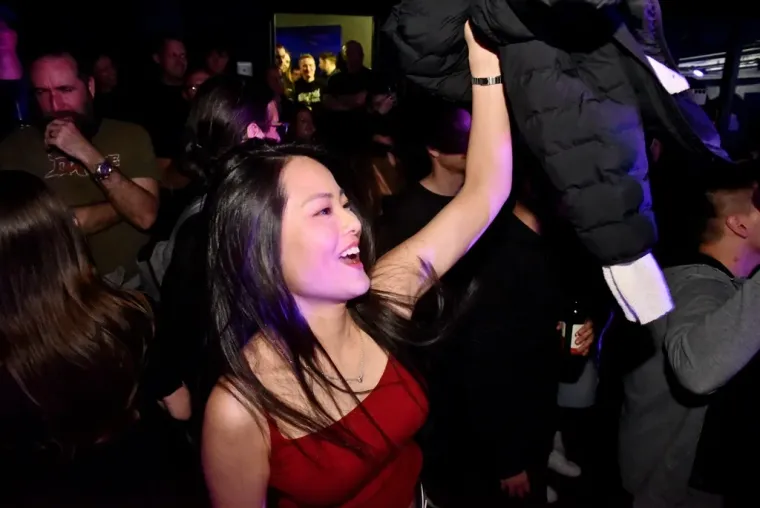 Žestoka večer u Varaždinu: Jan Kereke&scaron; i bend zapalili pozornicu, evo tko je sve bio na koncertu