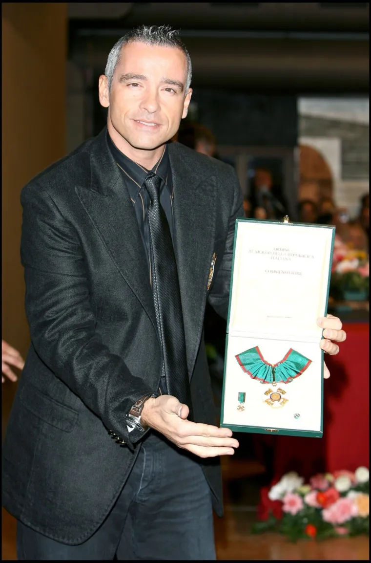 Eros Ramazzotti bacio publiku na koljena u Beogradu: Pogledajte koliko se promijenio