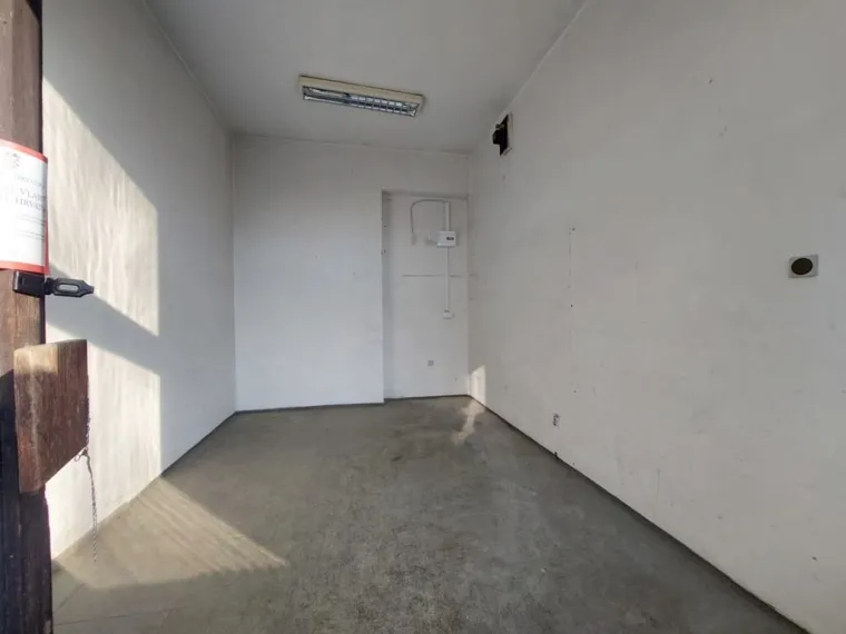 Odmah useljivo ili do gole cigle: Država oglasila javni poziv, evo &scaron;to od nekretnina nude!