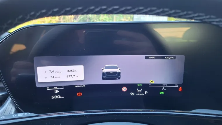 Njemački SUV je stvoren da impresionira: Pogledajte spoj nove tehnologije i stare &scaron;kole