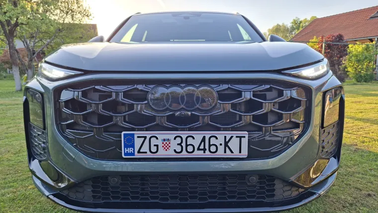 Njemački SUV je stvoren da impresionira: Pogledajte spoj nove tehnologije i stare &scaron;kole
