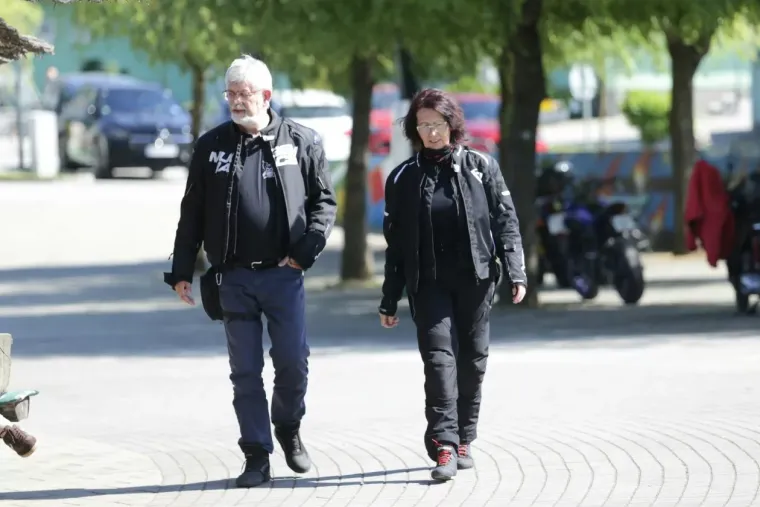 &Scaron;etnja? Vi&scaron;e kao modna pista: Ove dame su zapalile &scaron;etnicu u Murskom Sredi&scaron;ću