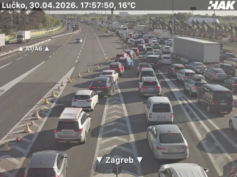 Pogledajte gužve na cestama: Hrvati krenuli na produženi vikend