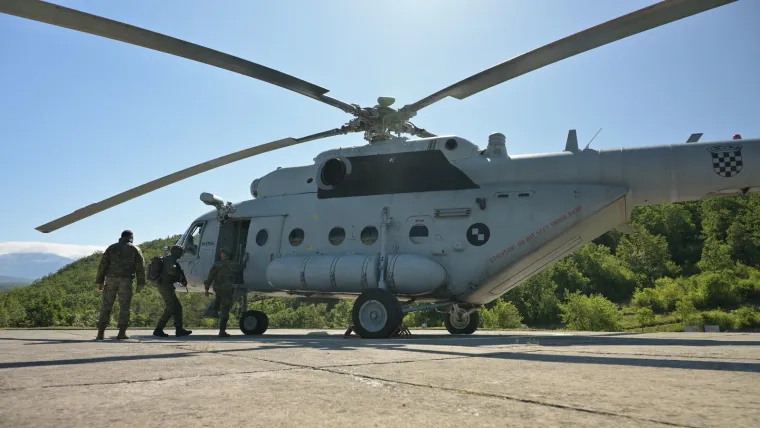 Naoružani do zuba s ratnim bojama na licu ročnici sudjelovali u posebnoj vježbi MORH-a