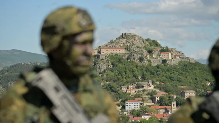 Naoružani do zuba s ratnim bojama na licu ročnici sudjelovali u posebnoj vježbi MORH-a