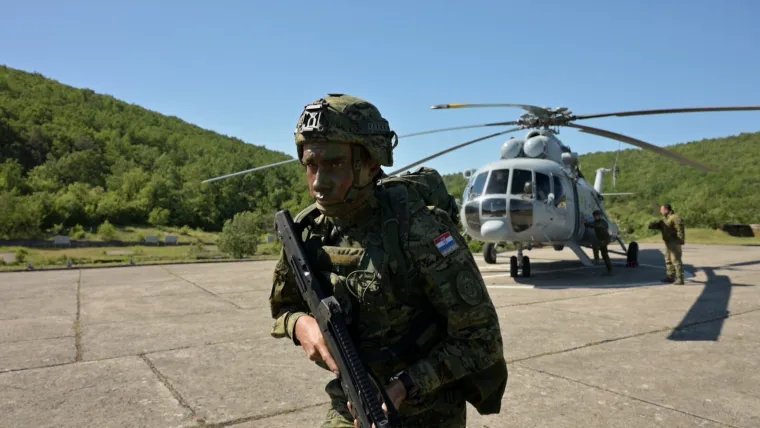 Naoružani do zuba s ratnim bojama na licu ročnici sudjelovali u posebnoj vježbi MORH-a