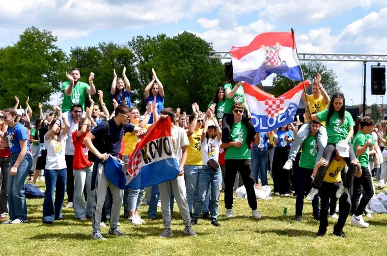 Grad preplavilo 12 tisuća mladih: 'Ovdje je veličanstveno! Ovo Požega nikad nije doživjela'
