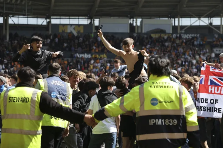 Ovo se rijetko viđa! Stadion 'progutali' navijači nakon Jakirovićevog &scaron;ok-preokreta sezone