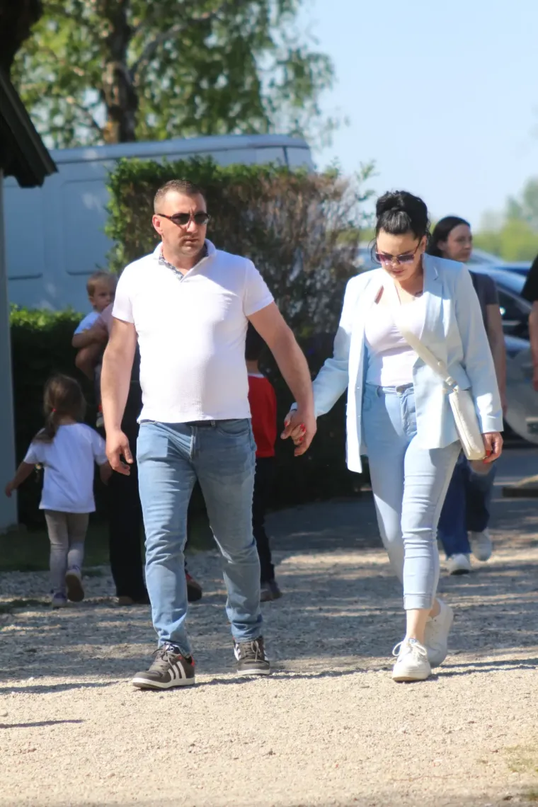 Tko ne bi iskoristio ovakav vikend za romantičnu &scaron;etnju! Sve puno zaljubljenih golupčića u Marini Prelog