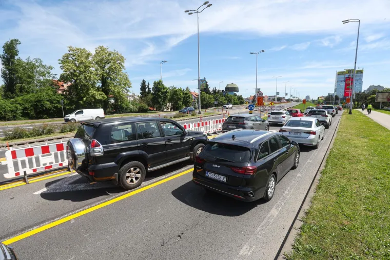 Počeli radovi na nadvožnjaku: Pogledajte prve gužve na Zagrebačkoj aveniji