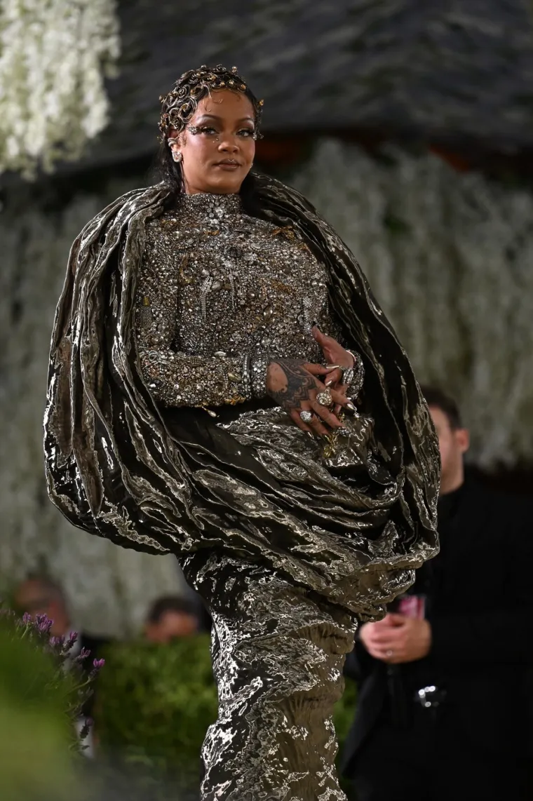 Ovo su najbizarnija izdanja na ovogodi&scaron;njoj Met Gali: Heidi Klum najbolje pogodila temu