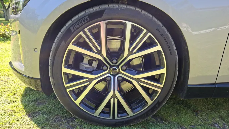 Pazili na svaki detalj: Evo za&scaron;to top izvedba ovog automobila ko&scaron;ta gotovo 100.000 &euro;!