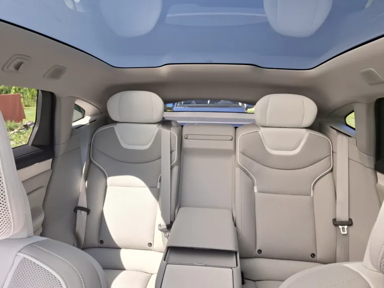 Pazili na svaki detalj: Evo za&scaron;to top izvedba ovog automobila ko&scaron;ta gotovo 100.000 &euro;!