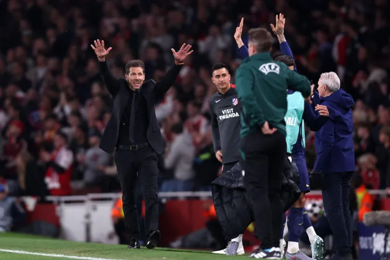Nemile scene u Londonu: Simeone nasrnuo na uglednu osobu, ali i pokazao koliki je gospodin